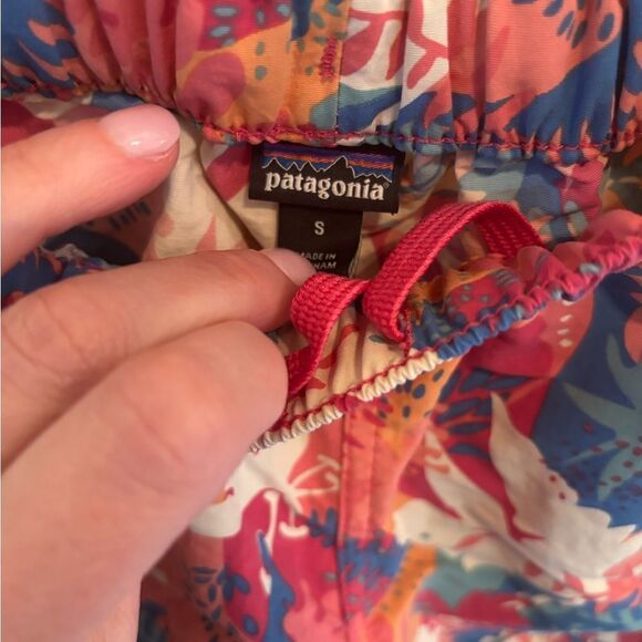 Patagonia Pink and Blue Athletic Shorts Vibrant Design - Picture 4 of 4